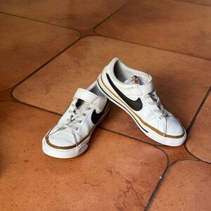 Nike court legacy youth - Kids White and Black Sneakers